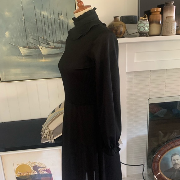 Vicky Vaughn Black Ruffled Neck Dress - Picture 8 of 14